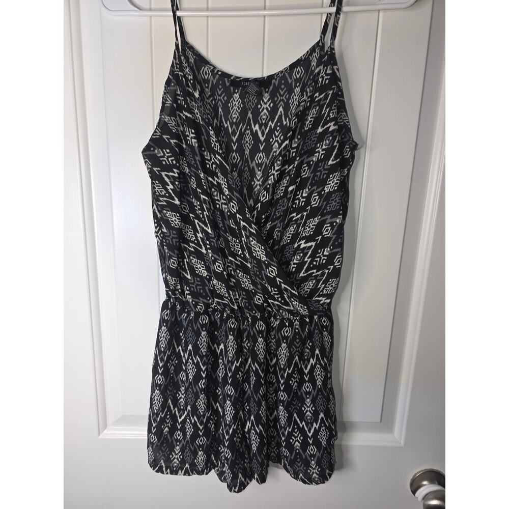 Forever 21 Romper XS (Labeled Small) ❤️❤️